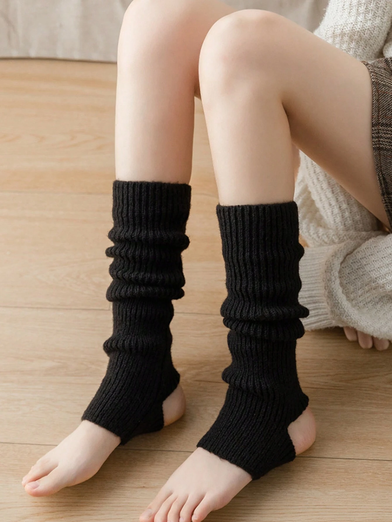 1 Pair Women's Classic Comfortable Thickened Solid Color Black Knee-High Leg Warmers