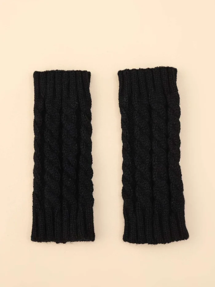 Short 100% Linen Fingerless Gloves In Black, Suitable For Autumn/Winter - Image 2