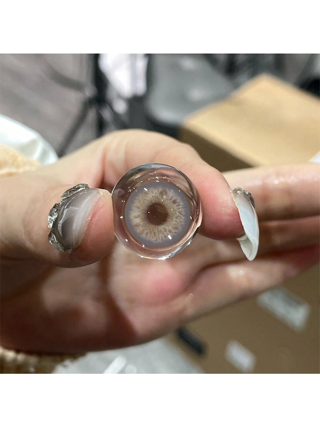 UYAAI UYAAI 1Pair-Enlargement Natural Yearly Disposable Colored Contact Lenses Grey - Image 3