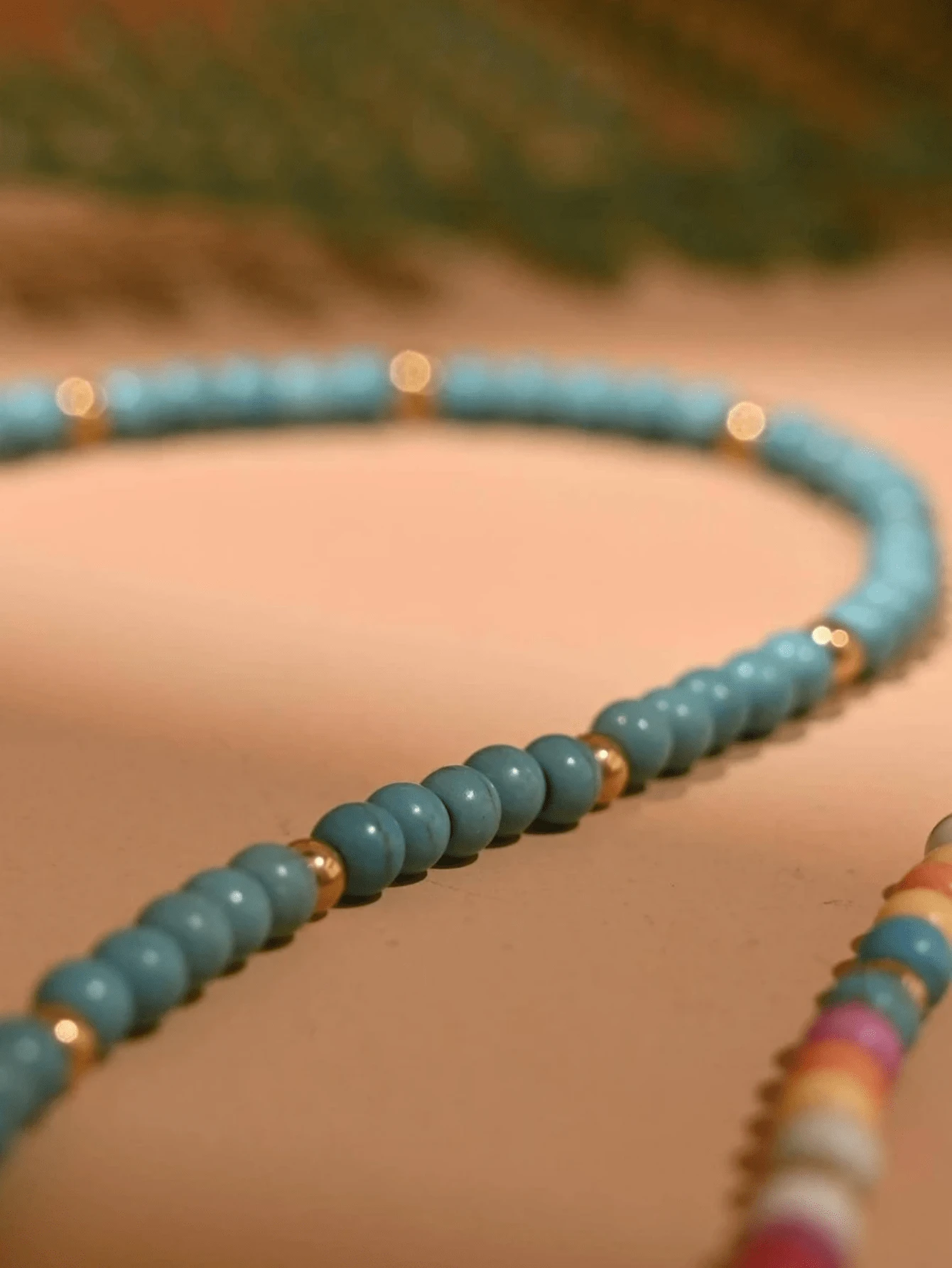 1pc Women's Blue Stone Studded Eyes Pendant Necklace - Image 2