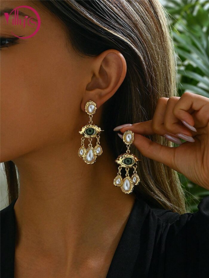 2pcs Exaggerated Eyes Earrings