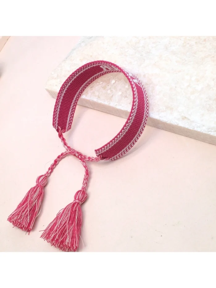 1pc Hand-Embroidered French "AMOUR" Creative Handwoven Retro Bracelet - Image 3