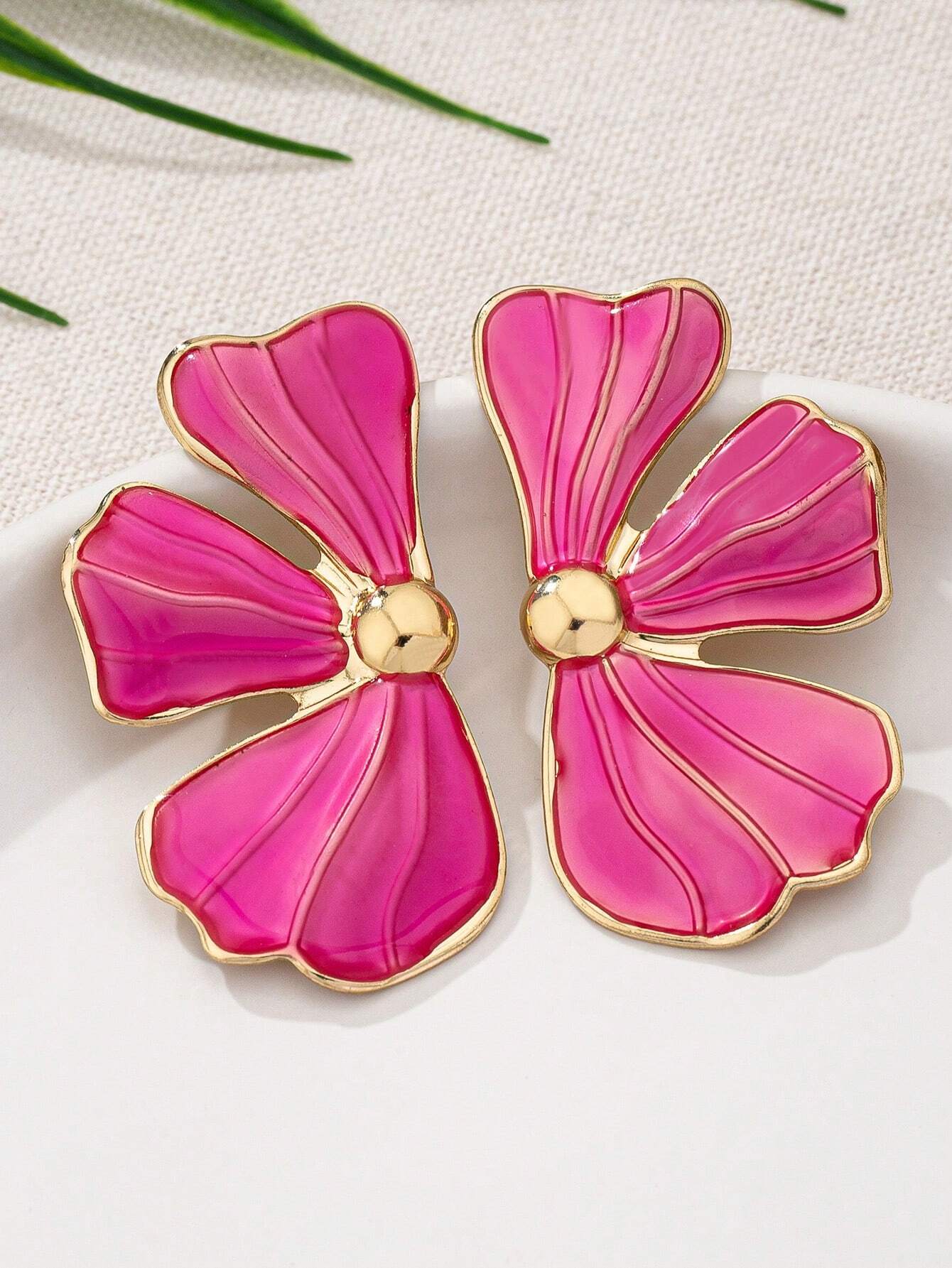 1 Pair Elegant Multi-Color Enameled Floral Earrings - Image 3
