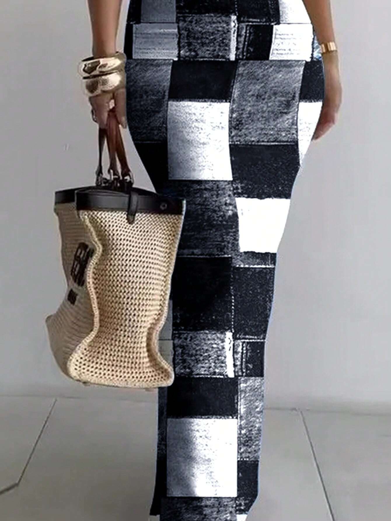 Chiquease Women's Plaid Printed Sleeveless Summer Cami Dress Maxi Women Outfit - Image 4