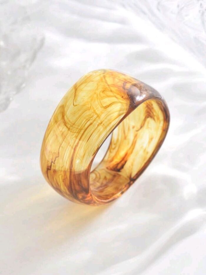 1pc Fashion Exaggerated Geometric Transparent Floral Resin Bangle Brown - Image 3