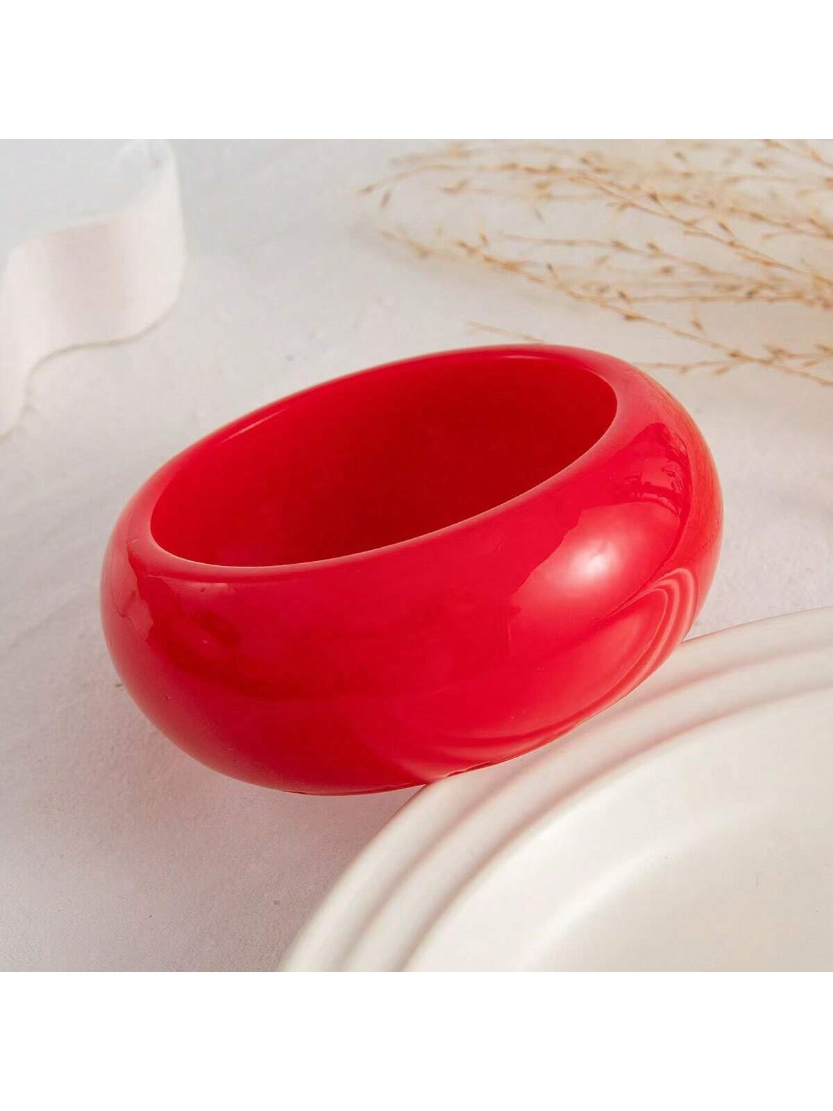 Retro European Style Personalized Artistic Resin Textured Oversized Geometric Round Acrylic Bangle Bracelet - Image 2