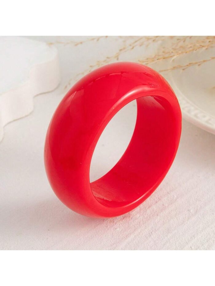 Retro European Style Personalized Artistic Resin Textured Oversized Geometric Round Acrylic Bangle Bracelet - Image 4