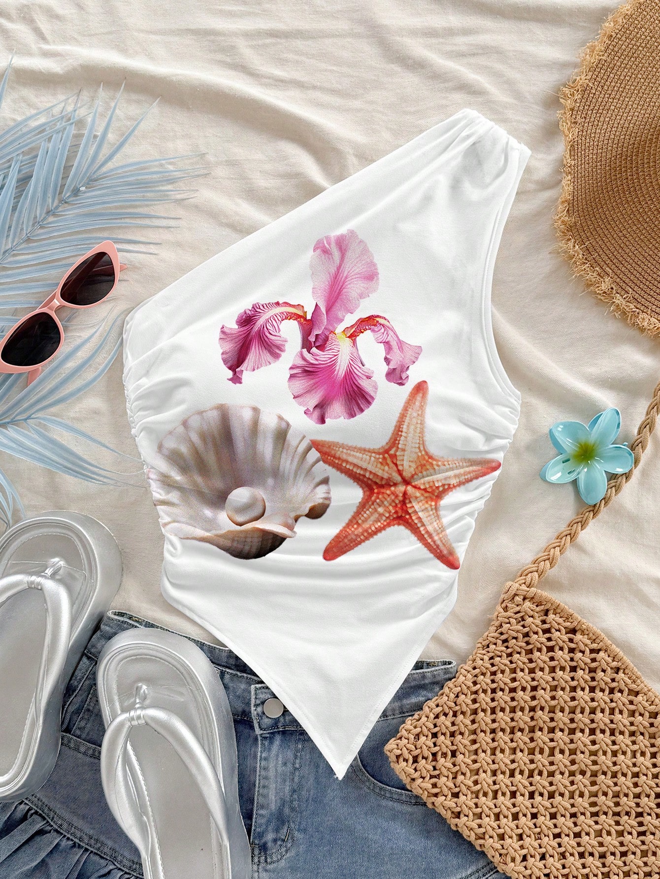 Soleia Women's Floral & Shell Starfish Print Slim Fit Crop Top - Image 5