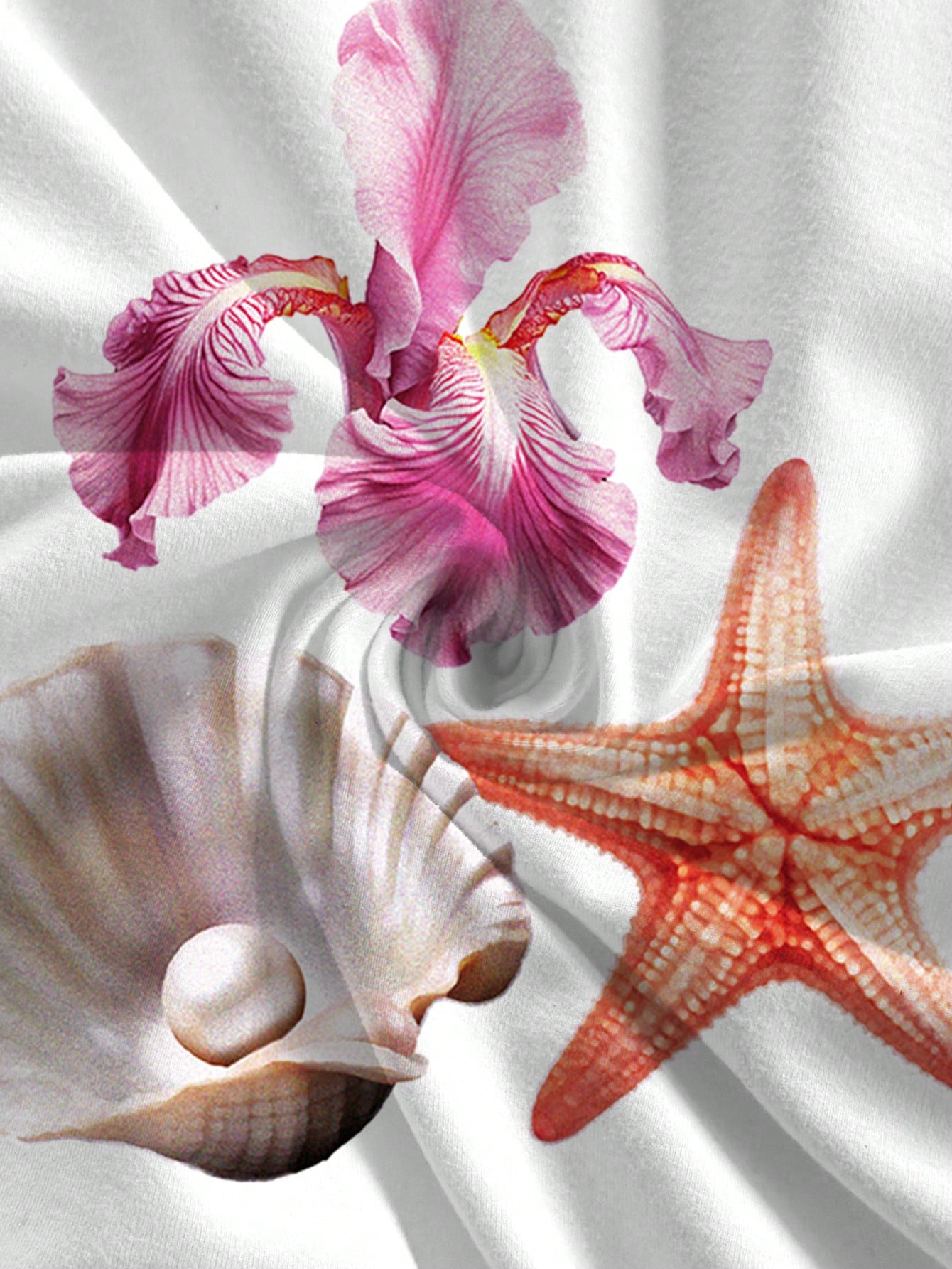 Soleia Women's Floral & Shell Starfish Print Slim Fit Crop Top - Image 4