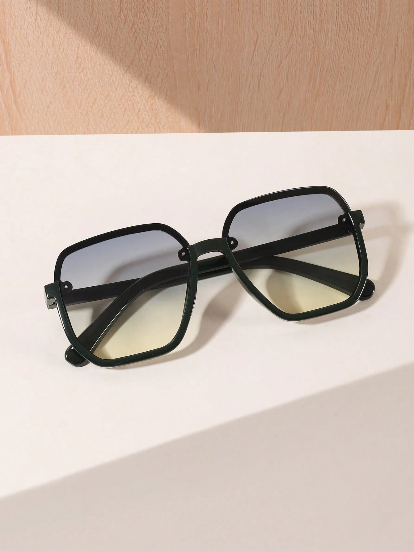 1 Pc Women Y2K Vintage Square Frame Green Full Frame Fashion Fashion Glasses - Image 2