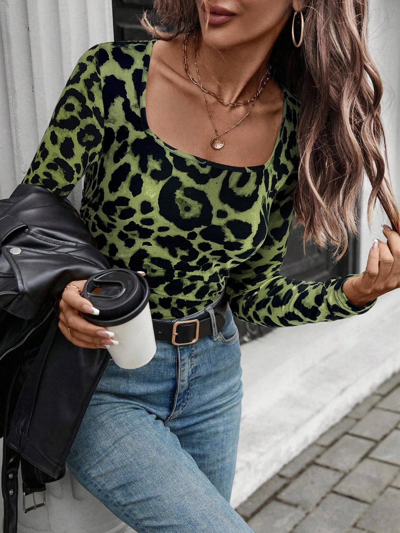 SHEIN LUNE Autumn Leopard Print Ruched Waist Long Sleeve Fitted Women's T-Shirt - Image 4
