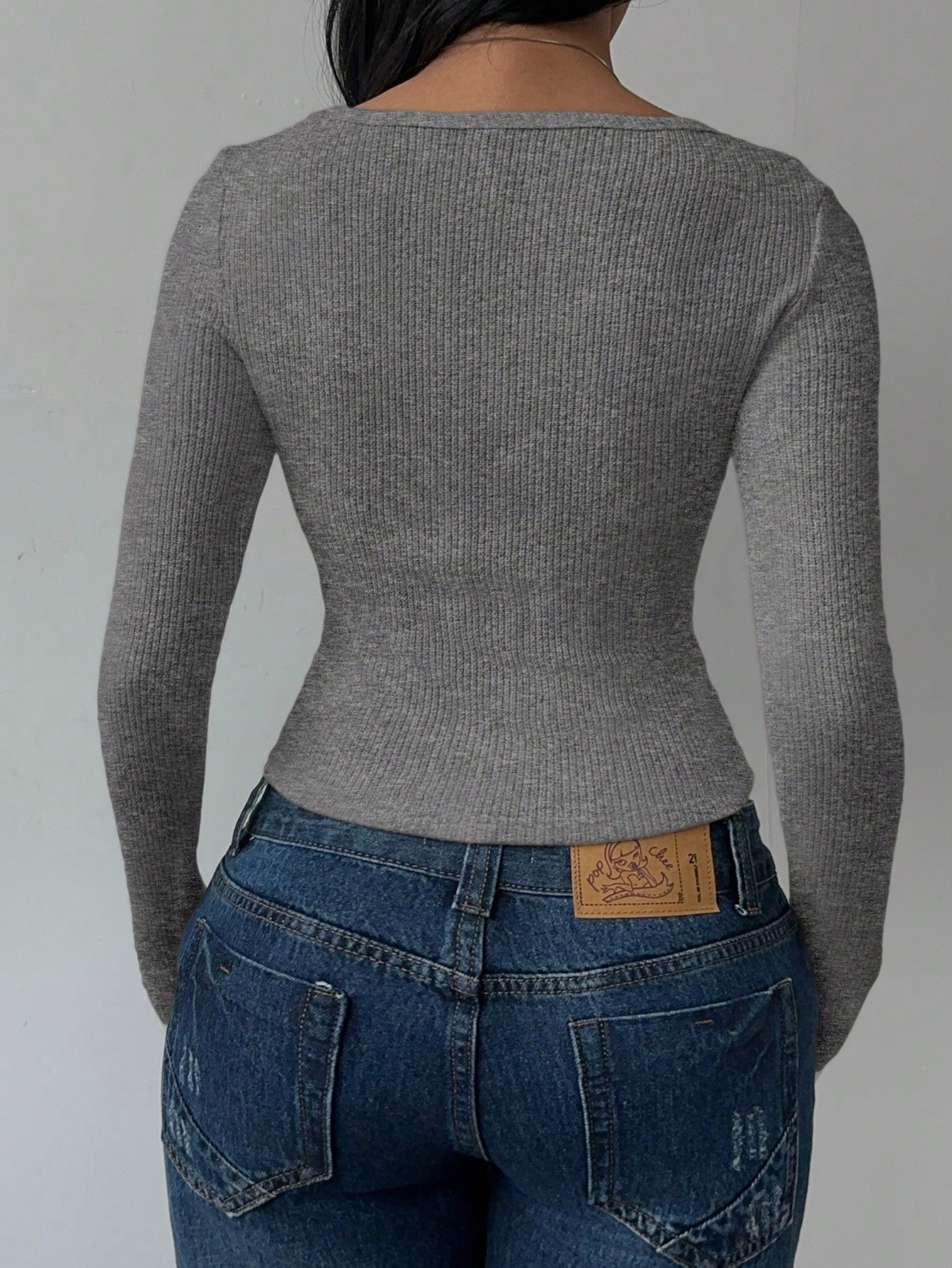 SHEIN BASICS Women's Casual Solid Color Knit Long Sleeve Slim-Fit Sweater - Image 2