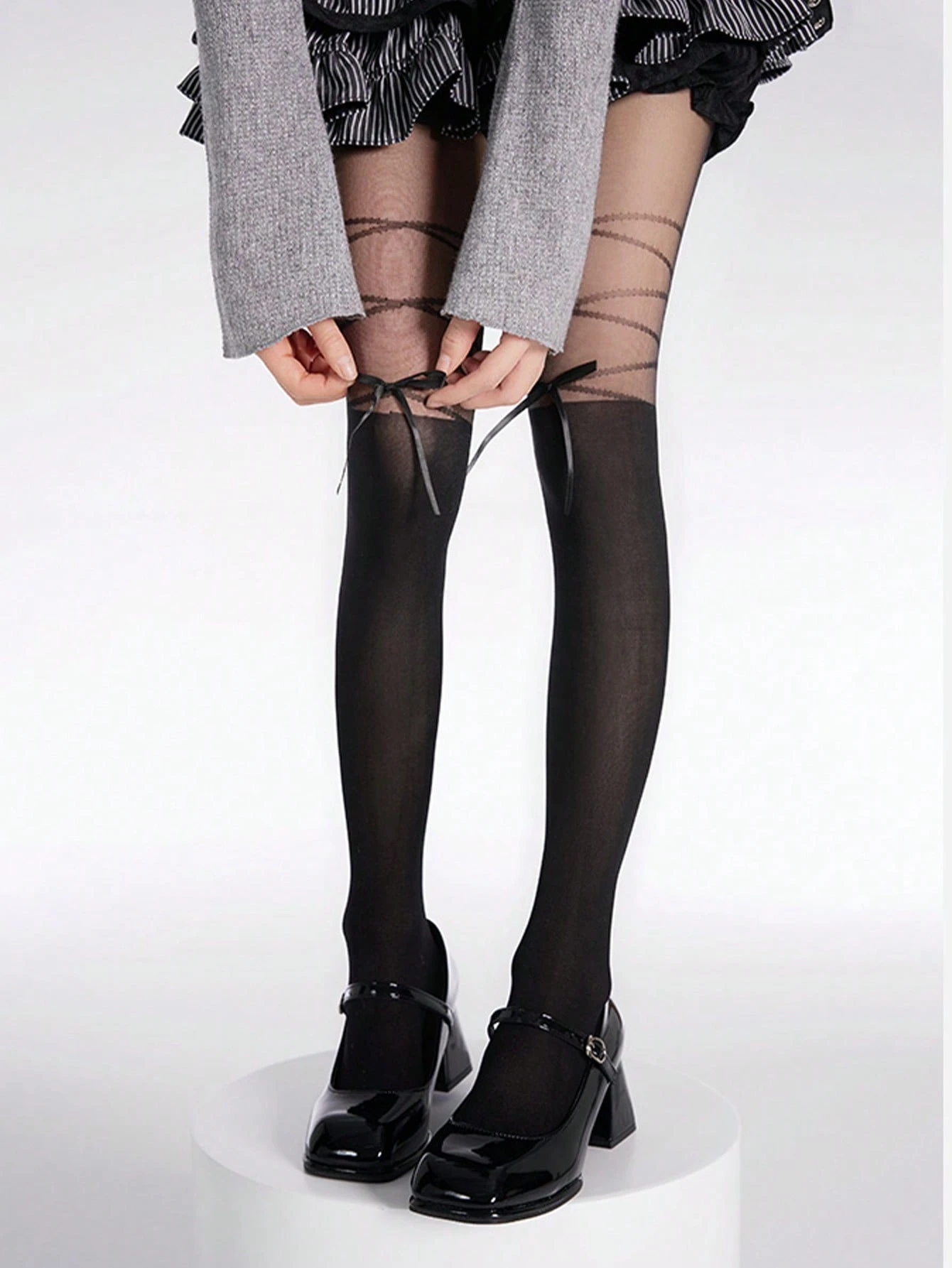 1pc Butterfly Decor Lolita Ultra-Thin Sexy Colorblock Pantyhose - Image 5