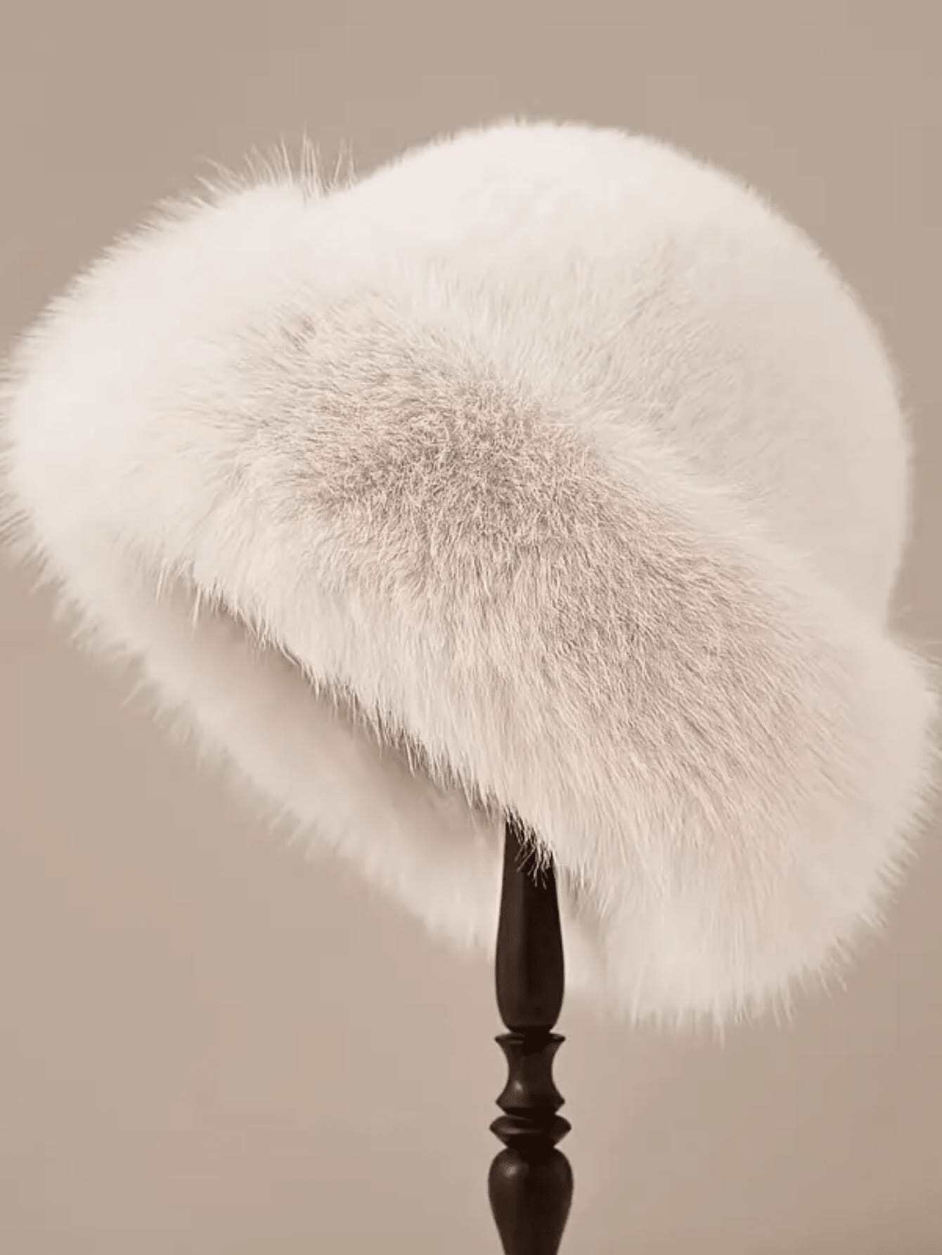 1pc Elegant Solid Color Soft Fleece Spliced Fluffy Trim Warm Windproof Winter Hat - Image 2