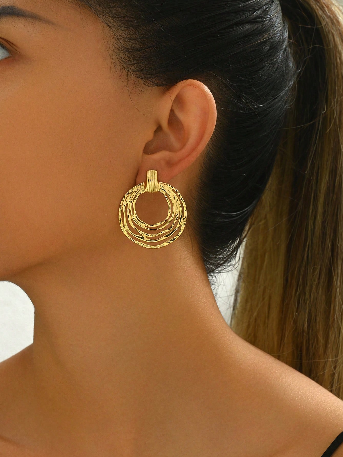 1pair Fashionable Stainless Steel 3-Hoop Circle Stud Earrings - Image 2