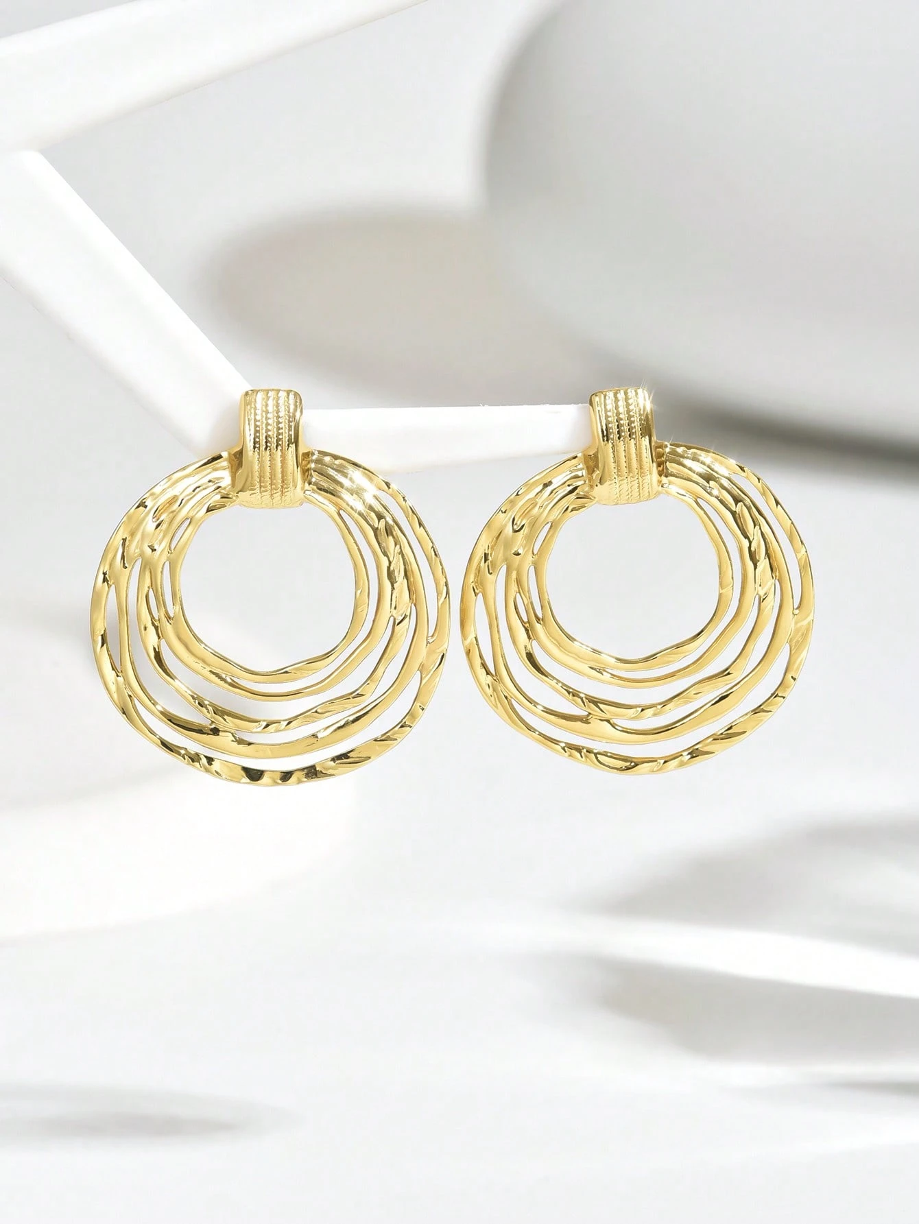 1pair Fashionable Stainless Steel 3-Hoop Circle Stud Earrings - Image 3