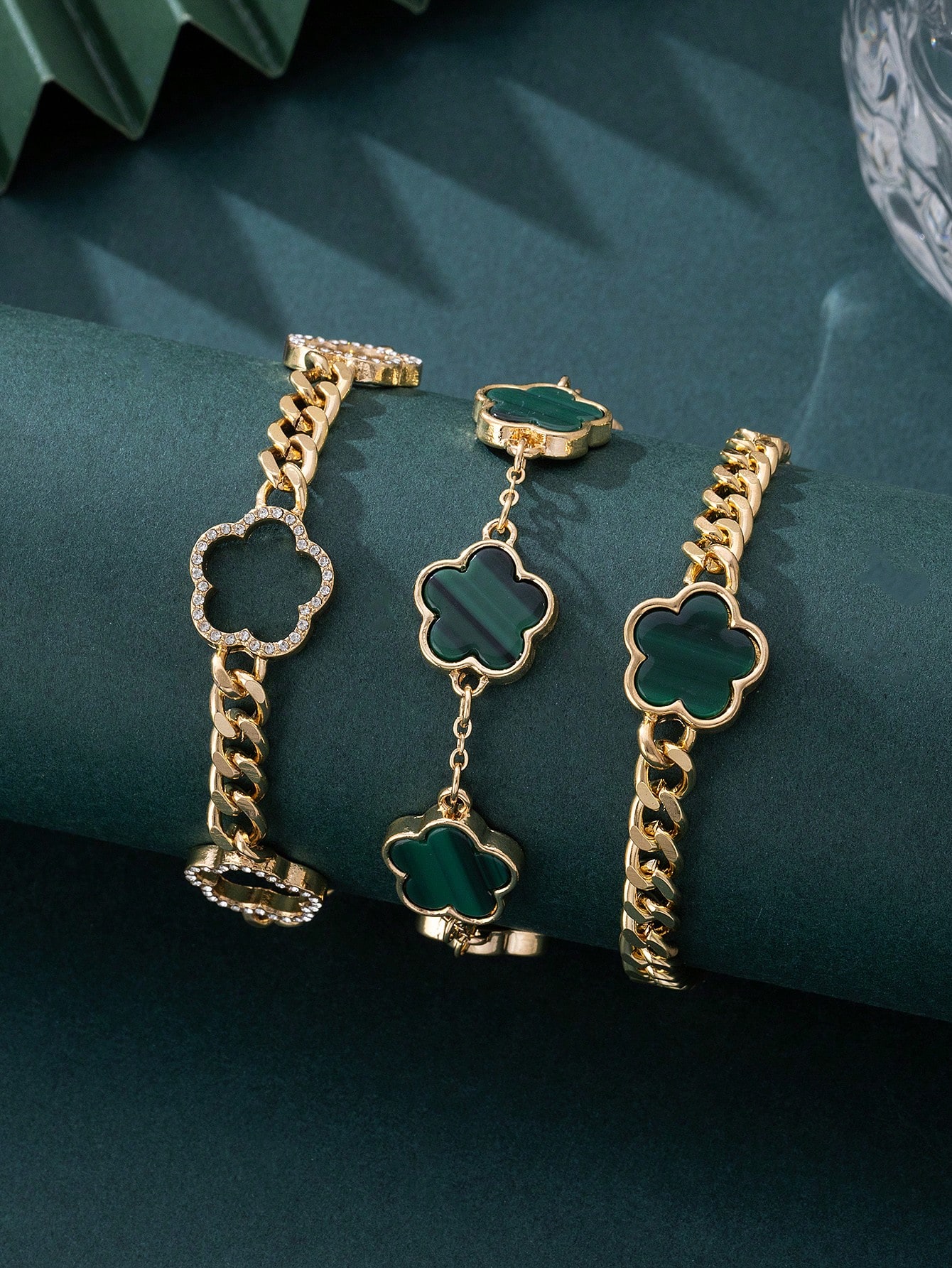 3pcs Set Women Rhinestone Embellished Thick Chain Green Clover Charm Bracelets - Image 3