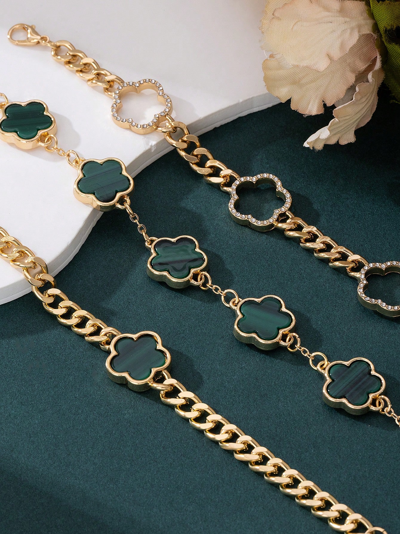 3pcs Set Women Rhinestone Embellished Thick Chain Green Clover Charm Bracelets - Image 4